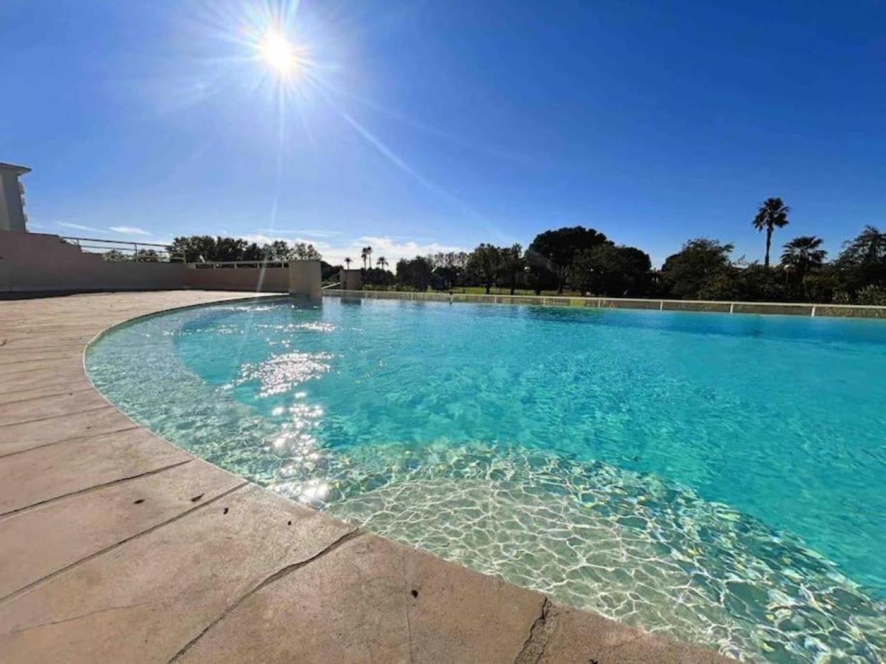 Il Gioiello : Apt 2 Pers, Clim, Piscine, Parking Antibes Exterior foto